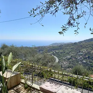 le-caillou.hotelitalianriviera.com/