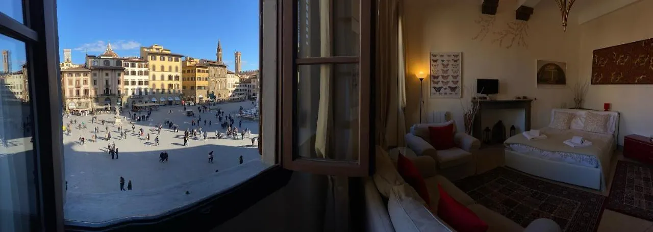 Piazza Signoria 1, Apartment Florence Italy