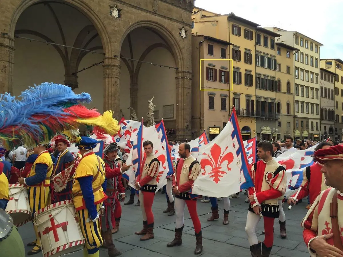 Piazza Signoria 1, Apartment Florence